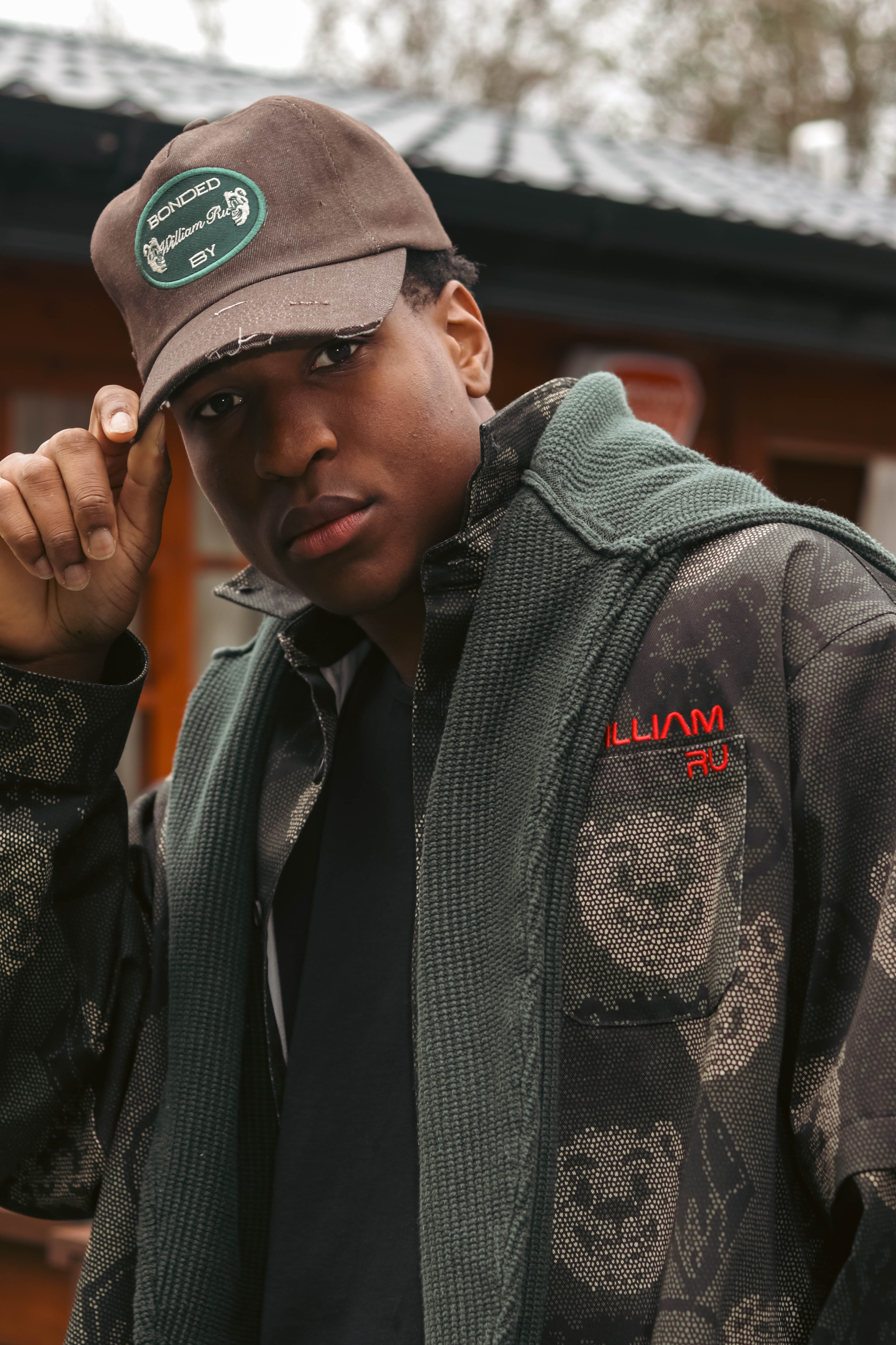 THE BONDED BY WILLIAM RU CAP in Earth