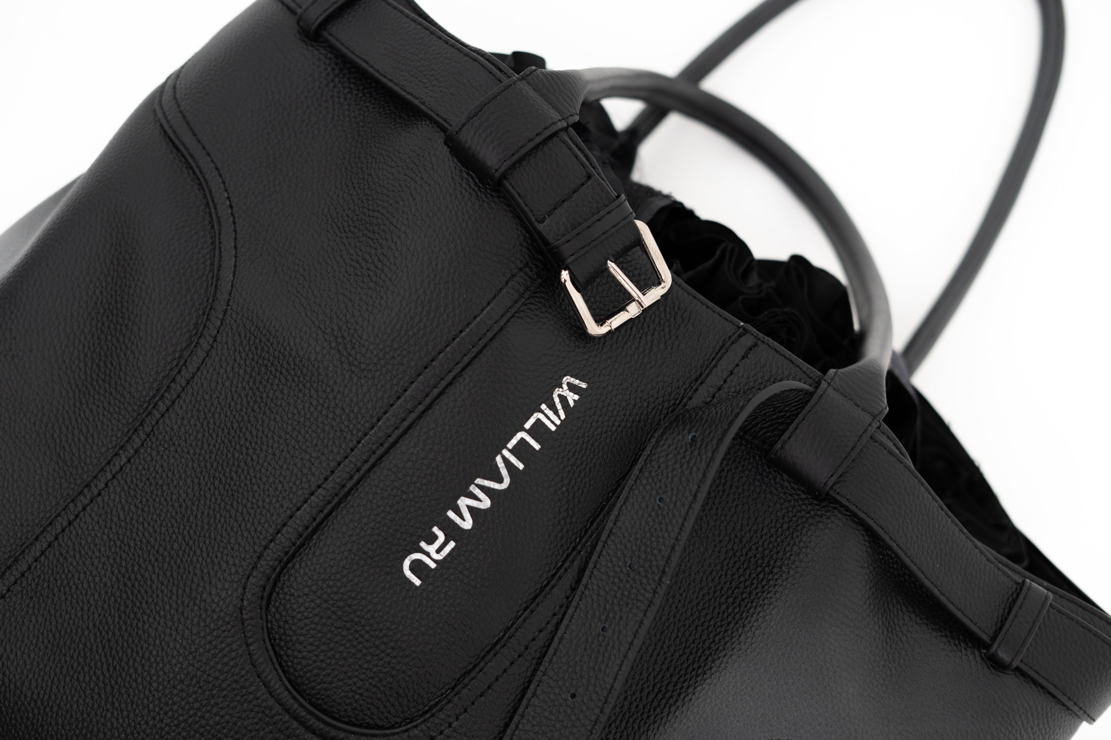 THE ABSOLUTE BAG in Obsidian